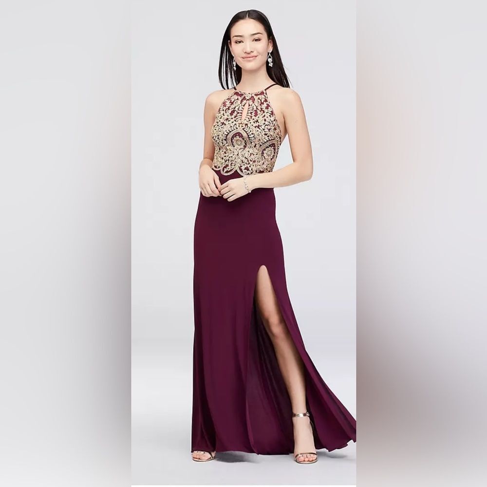 BLONDIE NITES Gold Beaded Lace Illusion Sheath Gown – Burgundy Prom Dress Size 7